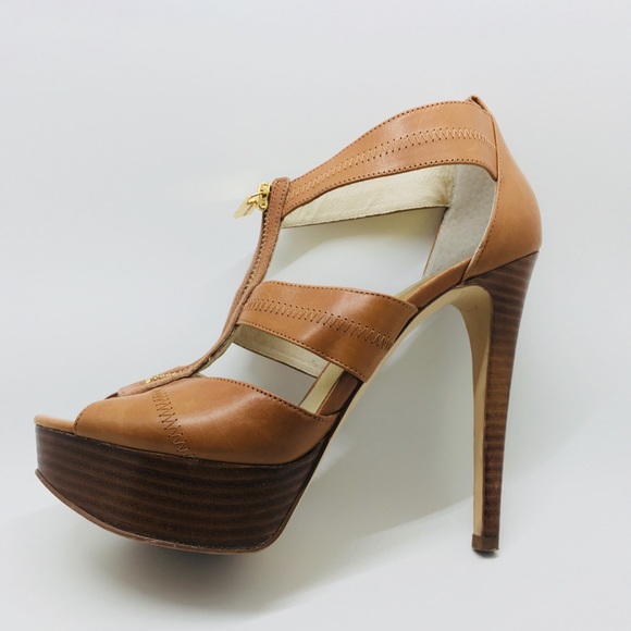 🎉Sale🎉Michael Kors Brown Leather Stiletto - Picture 6 of 8